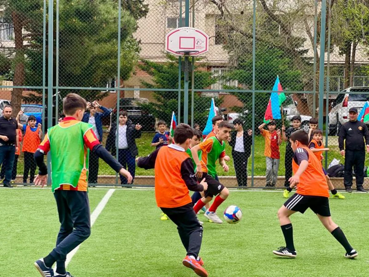 Paytaxtın abad məhəllələrində minifutbol yarışlarına start verilib