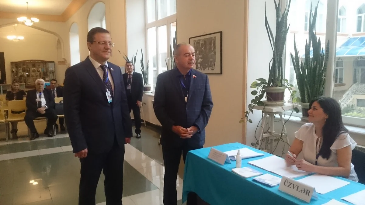 MDB PA missiyası Azərbaycanda keçirilən referendumu müşahidə edir