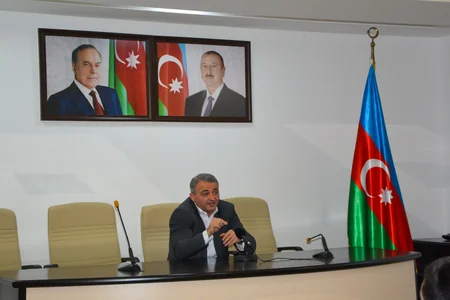 Bakıda Diplomatiya Könüllüləri üçün diplomatiya həftəsi təşkil olunub