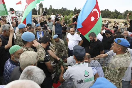 Maştağada Birinci Qarabağ müharibəsinin şəhidi Aydın Qurbanov dəfn edilib - YENİLƏNİB