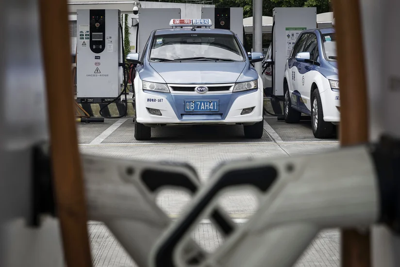 ABŞ Çini elektrikli avtomobil istehsalı bazarından çıxarmaq istəyir