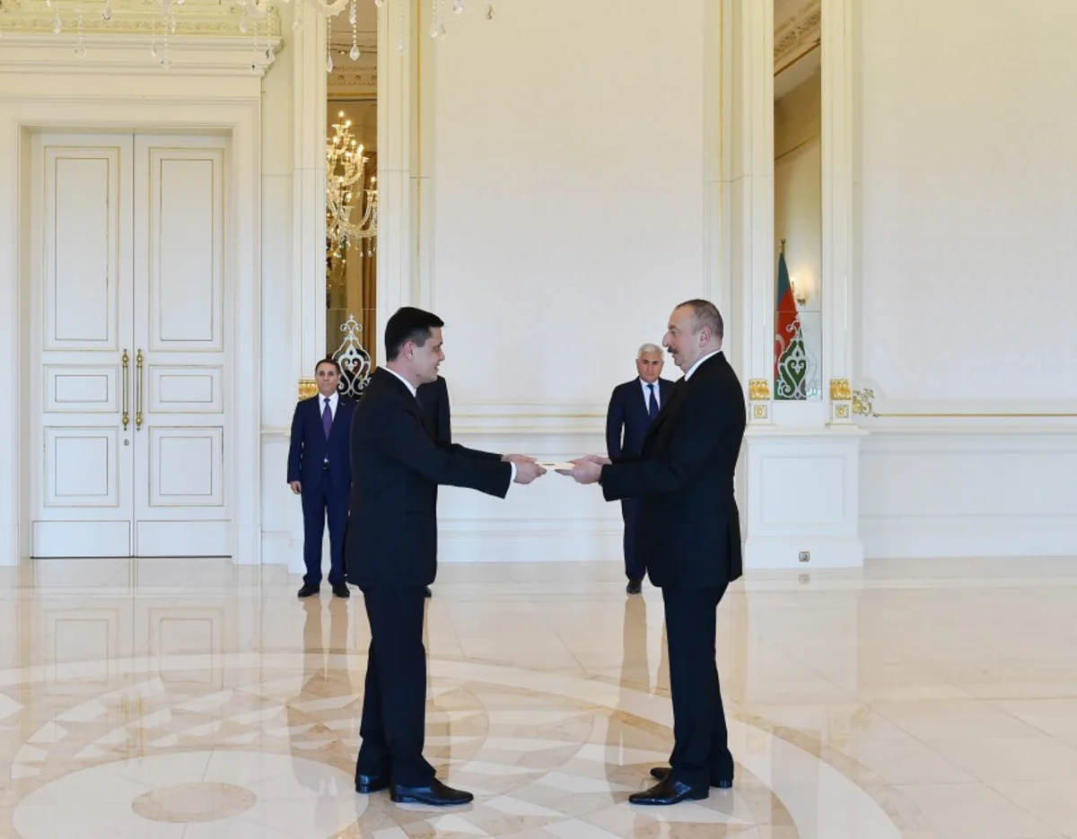 President Ilham Aliyev receives credentials of new Turkmen ambassador