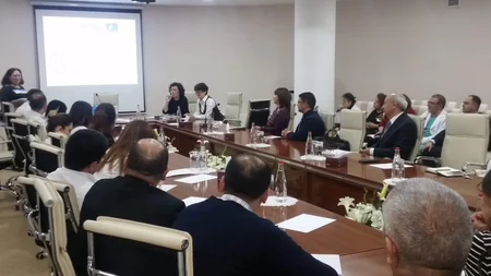 İsrail həkimləri azərbaycanlı həmkarlarına seminar keçir