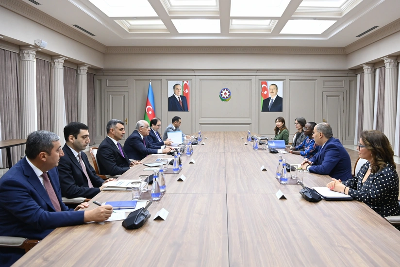 Azerbaijani Prime Minister meets with World Bank Regional Director