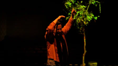 Gənc Tamaşaçılar Teatrı “İnanıram” monotamaşasını hazırlayır