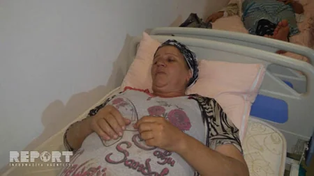 Biləsuvarda fəhlələri daşıyan mikroavtobusun aşması nəticəsində 22 nəfər xəsarət alıb