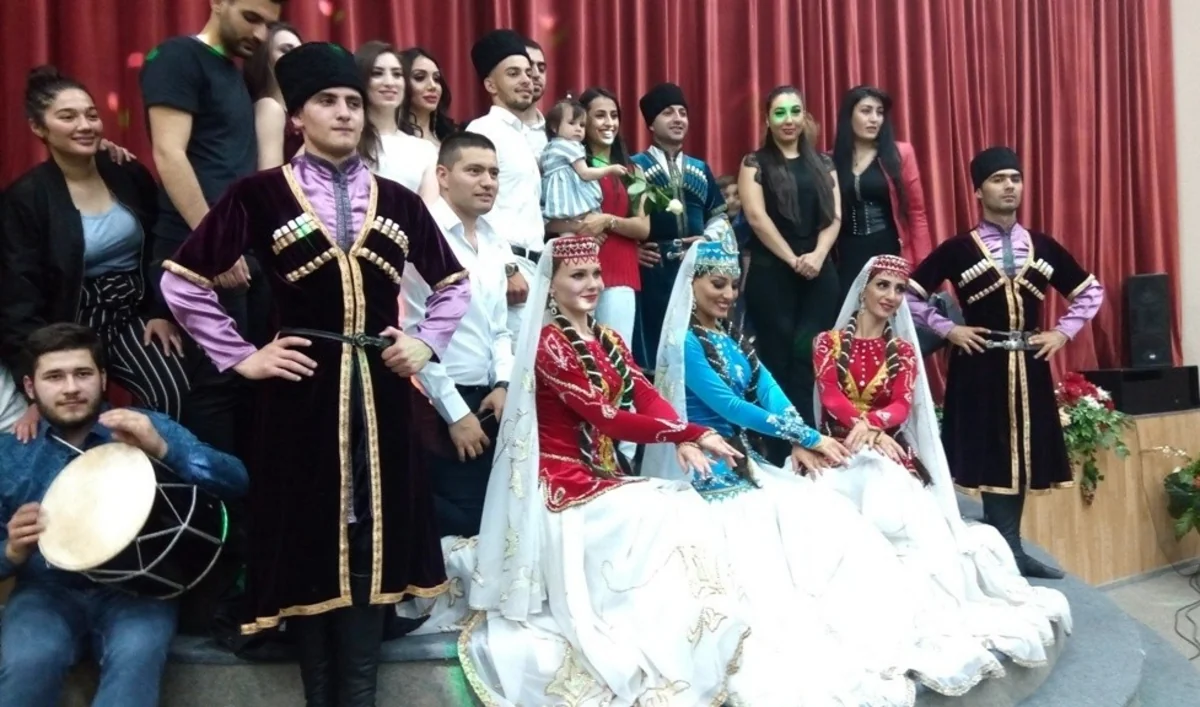 Kazanda Respublika günü və ADR-in 100 illiyi qeyd olunub