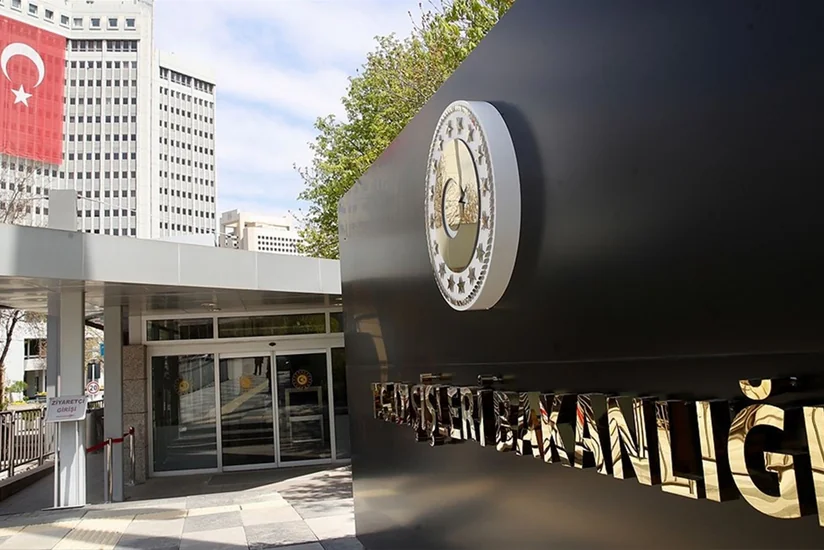 Türkiyə XİN Livandakı vətəndaşlarına müraciət edərək bir sıra bölgələrə səfər etməməyi tövsiyə edib