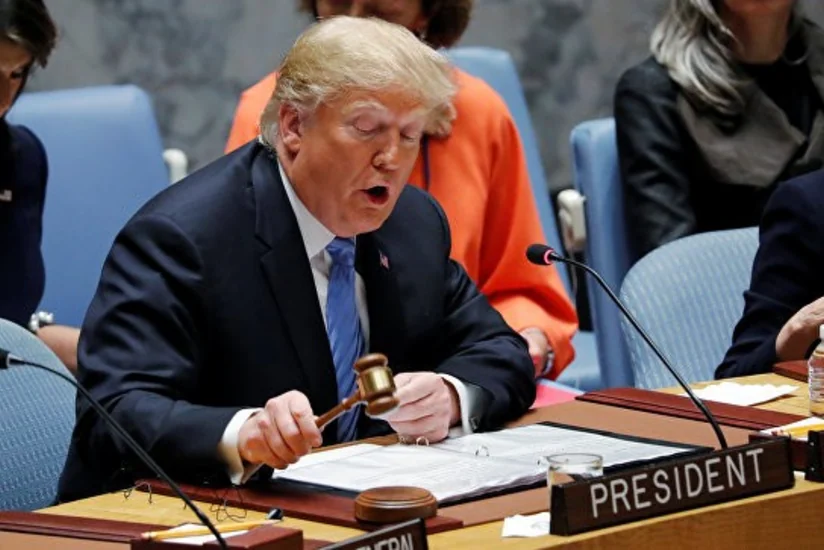 Donald Tramp İrana qarşı daha sərt sanksiya tətbiq edəcəklərini bildirib