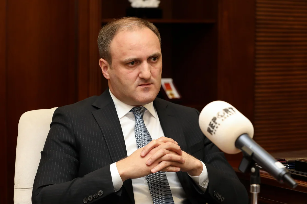 Dövlət Xidmətinin rəisi tanınmış şirkətin əməkdaşlarının maaşının verilməməsinə münasibət bildirib