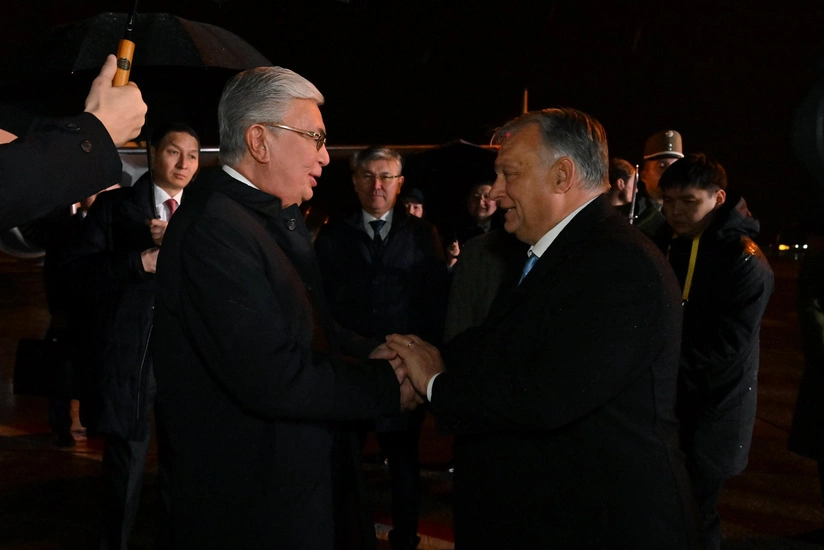 Tokayev Macarıstanda səfərdədir