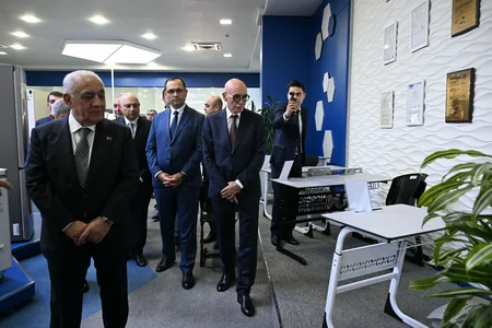 Əli Əsədov Daşkənddə “TEXNOPARK” MMC-nin fəaliyyəti ilə tanış olub