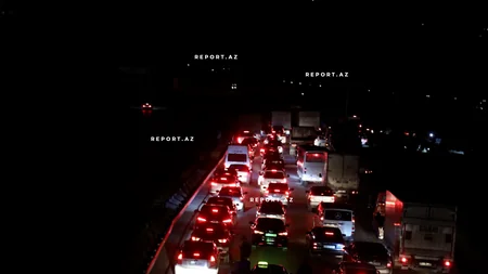 Bakı Kənar Dairəvi-1 avtomobil yolunun sol tərəfindəki yamacda uçqun olub