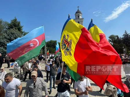В Кишиневе проходит митинг в поддержку евроинтеграции Молдовы - ФОТОРЕПОРТАЖ