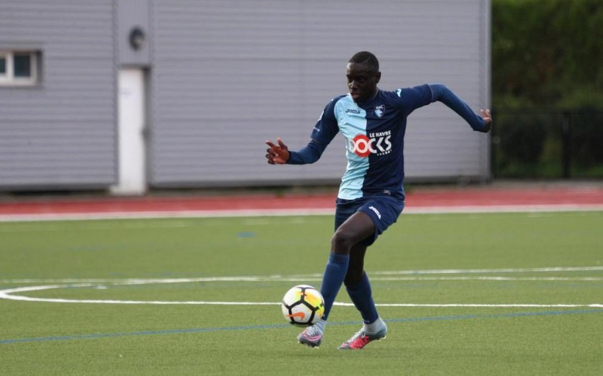 Fransa klubunun 18 yaşlı futbolçusu vəfat edib