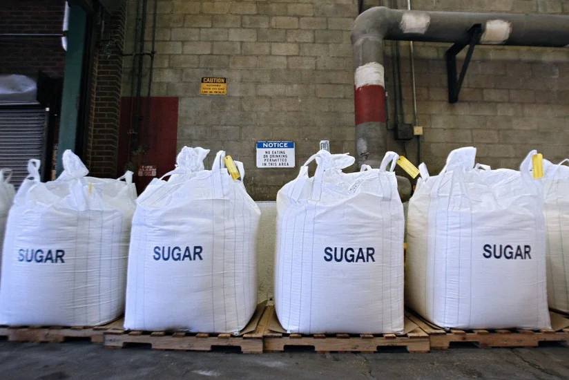 Azərbaycan sentyabrda Ukraynadan 1 tona yaxın şəkər idxal edib