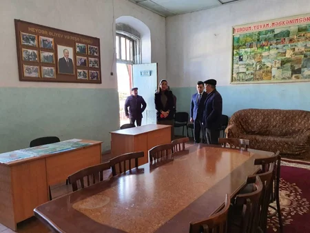 Ombudsman Qubada vətəndaşları qəbul edib, uşaq müəssisəsinə baş çəkib