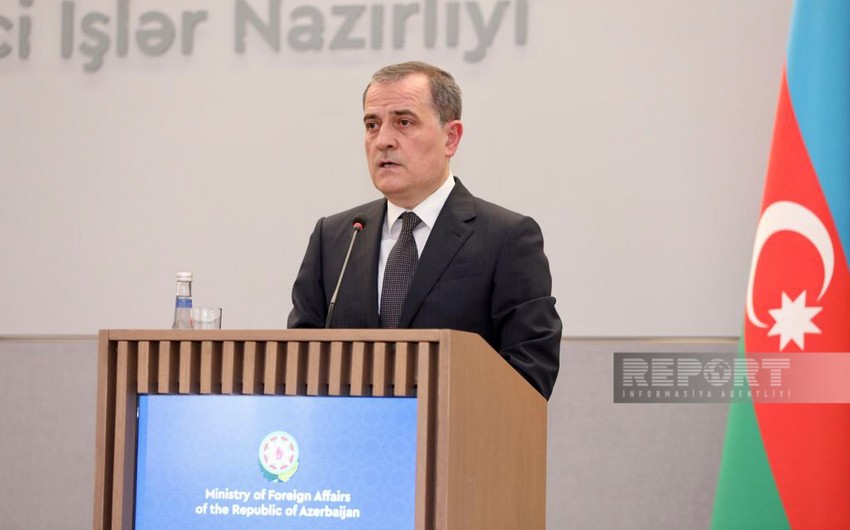 Azerbaijani FM leaves for business trip to Switzerland