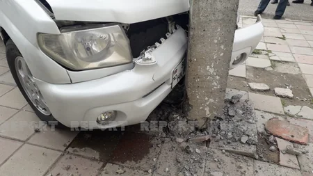 Salyanda iki avtomobil toqquşub