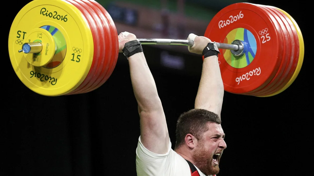 Georgian athlete sets new world record at Rio 2016