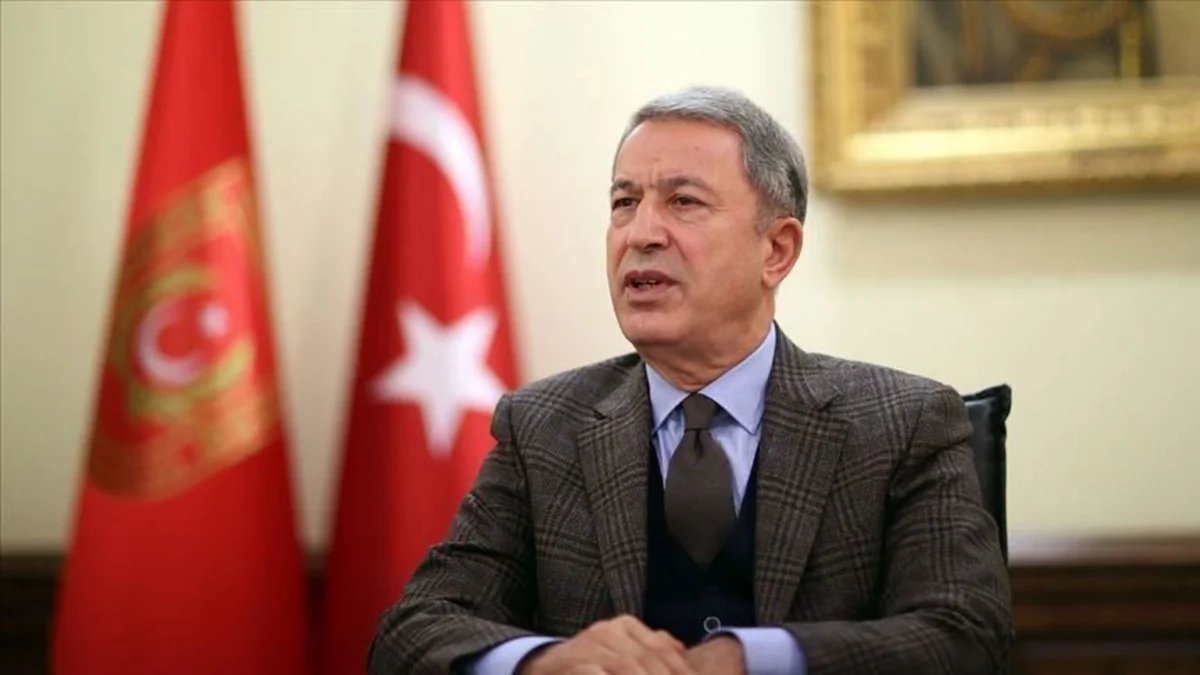 Hülusi Akar: Terrorçular kimyəvi silahdan istifadə edib suçu Türkiyə ordusunun üstünə atmağa çalışacaqlar