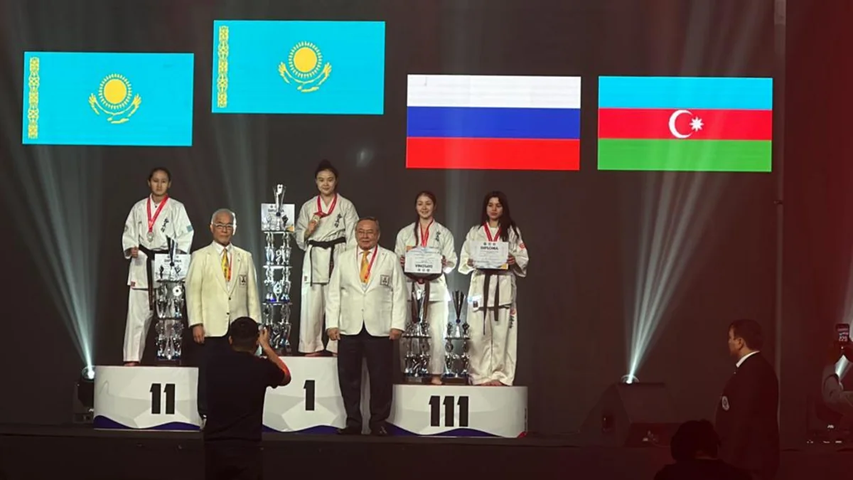 Azərbaycanın qadın karateçisi ilkə imza atıb