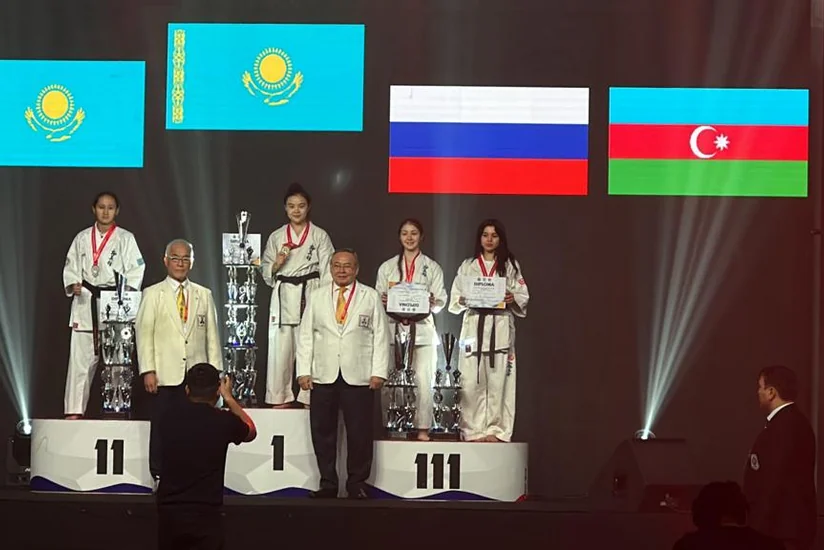 Азербайджанская каратистка завоевала медаль на чемпионате мира в Алматы