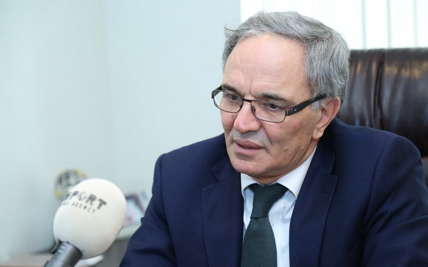 Əflatun Amaşov: “İstərdik ki, saytlarda çalışan yaradıcı əməkdaşlar ədəbi dil üzrə attestasiyadan keçsinlər” - MÜSAHİBƏ