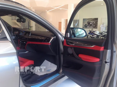 “BMW”nin yeni avtosalonu və iki yeni modeli təqdim olunub