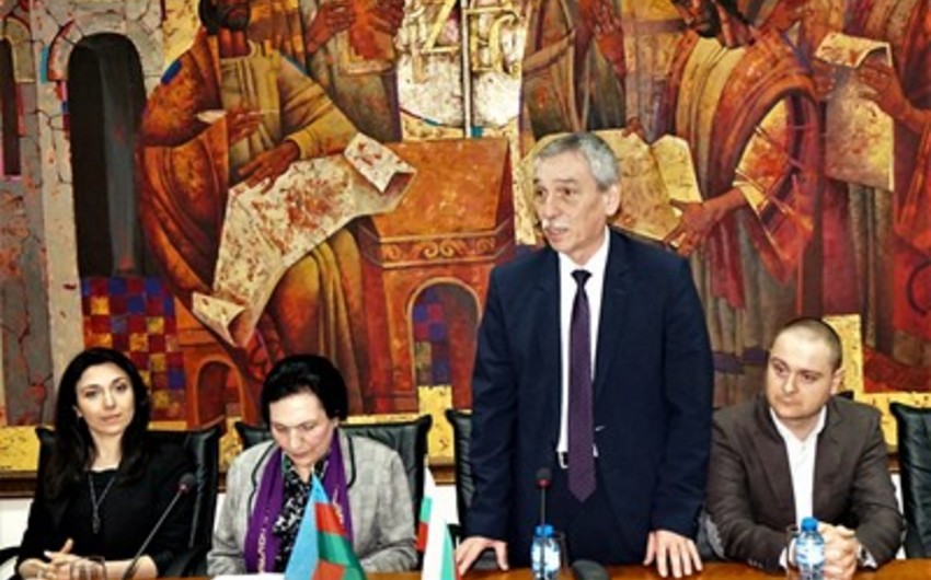 BSU-nun nümayəndə heyəti Bolqarıstanın Veliko Tırnovo Universitetində olub