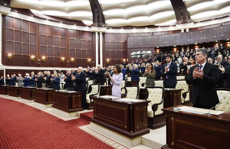 İlham Əliyev and içib - YENİLƏNİB-3 - FOTO - VİDEO