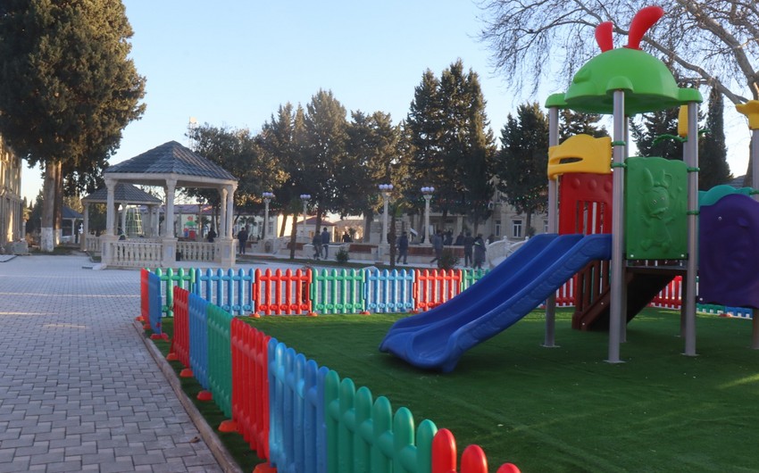 Samuxda mərkəzi park yenidən qurulur