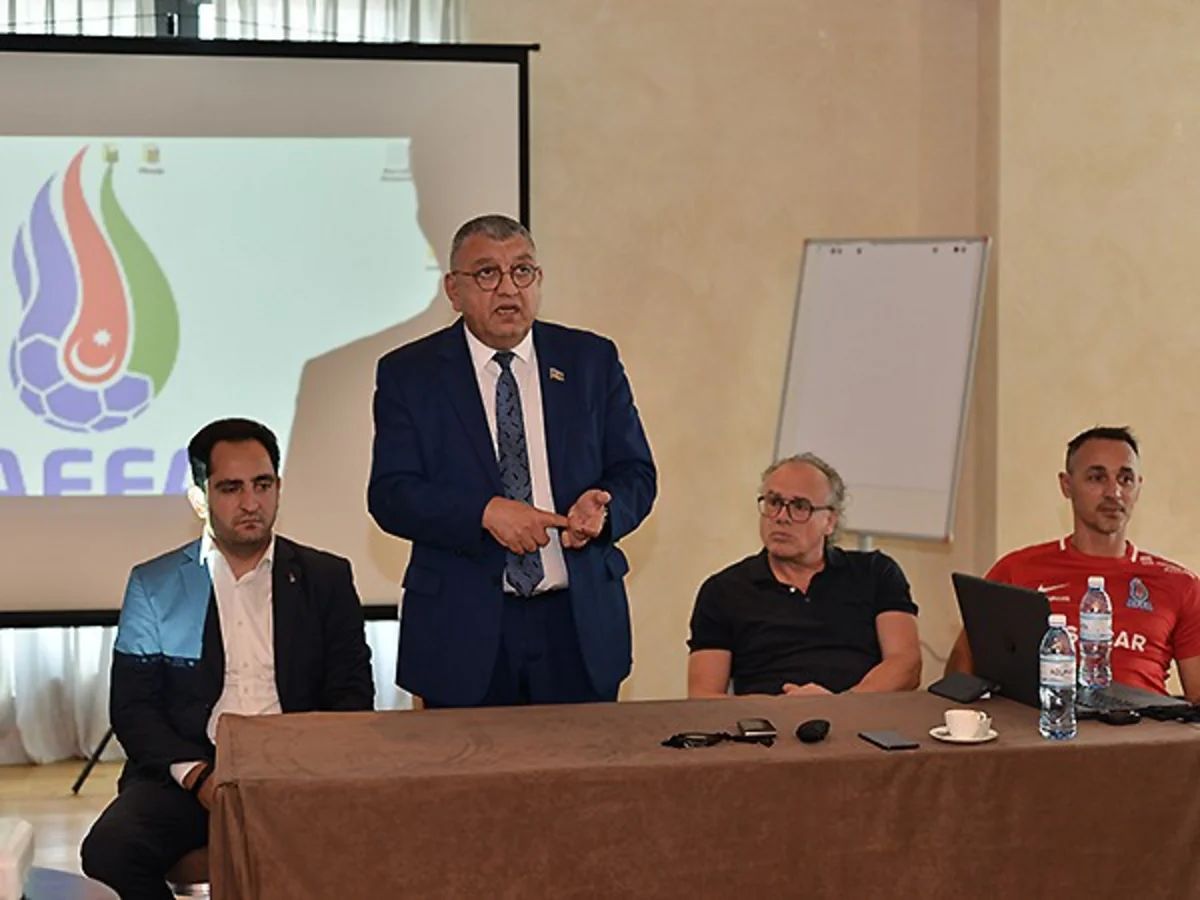 AFFA-nın birinci vitse-prezidenti milli komanda ilə görüşüb