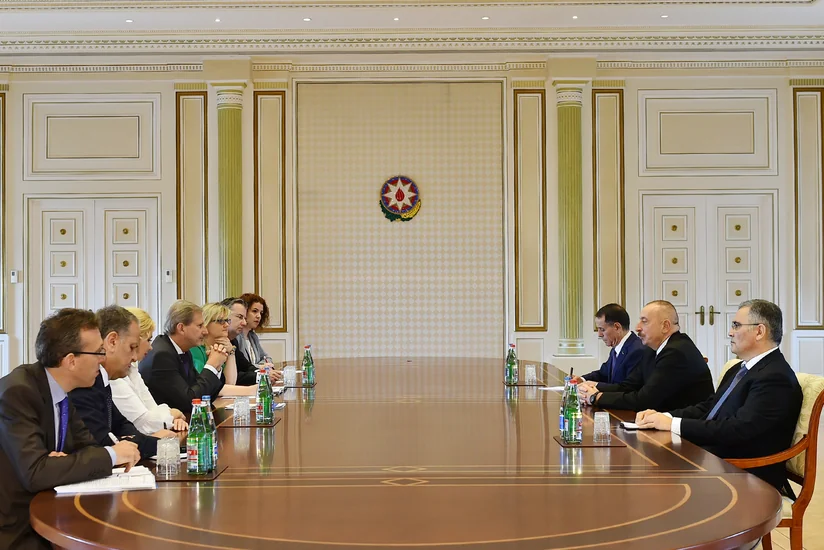 President Ilham Aliyev received delegation led by EU Commissioner
