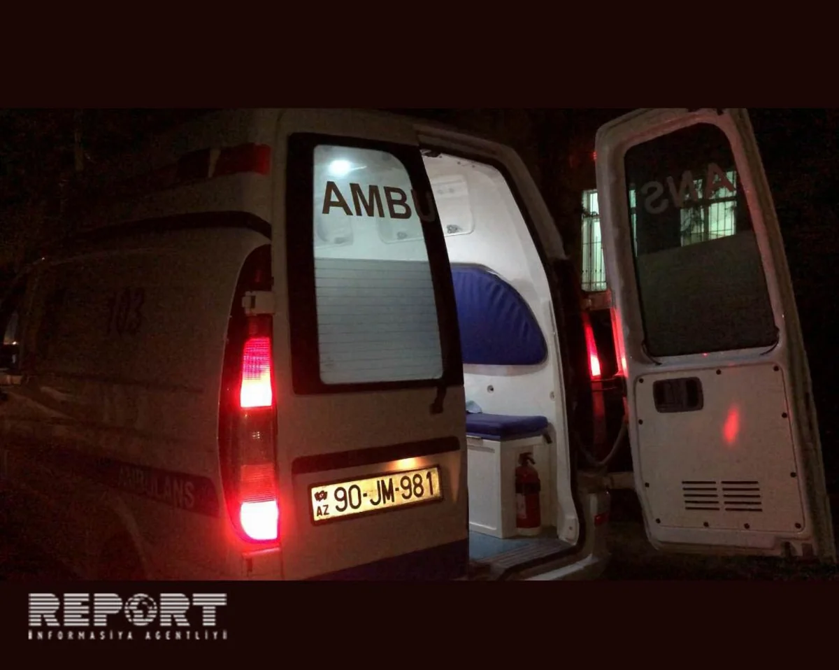 Ağstafada minik maşını idarəetmədən çıxaraq aşıb