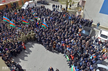 Azərbaycan ordusunun şəhid polkovniki və onun əsgəri Şəhidlər Xiyabanında dəfn edilib - FOTO - YENİLƏNİB