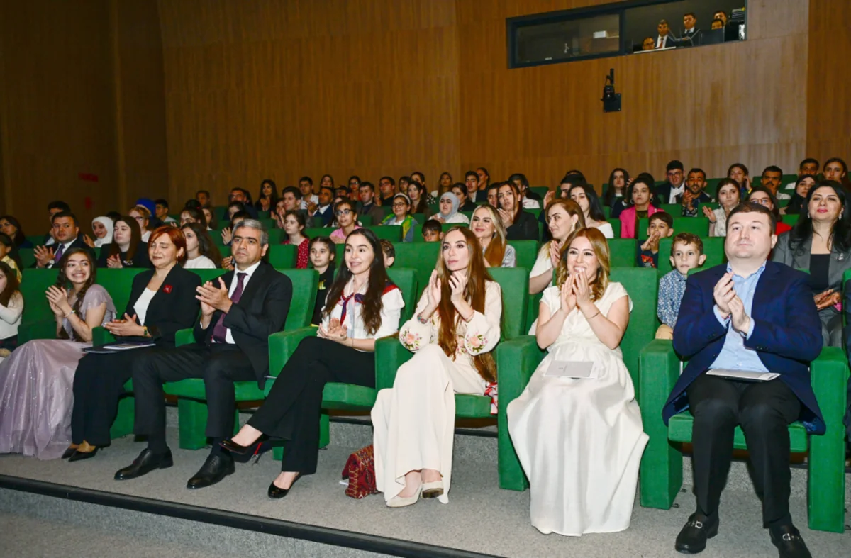 Leyla and Arzu Aliyeva visit inclusive center to support creativity of vulnerable groups