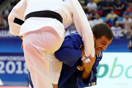 Azərbaycan cüdoçusu dünya çempionatında finala yüksələ bilməyib