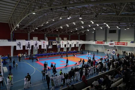 Full kontakt və kyokuşin karate üzrə Azərbaycan çempionatı keçirilib