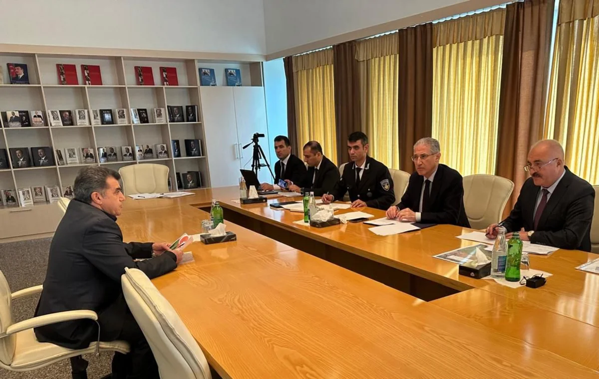 Muxtar Babayev Ağstafada vətəndaşları qəbul edib