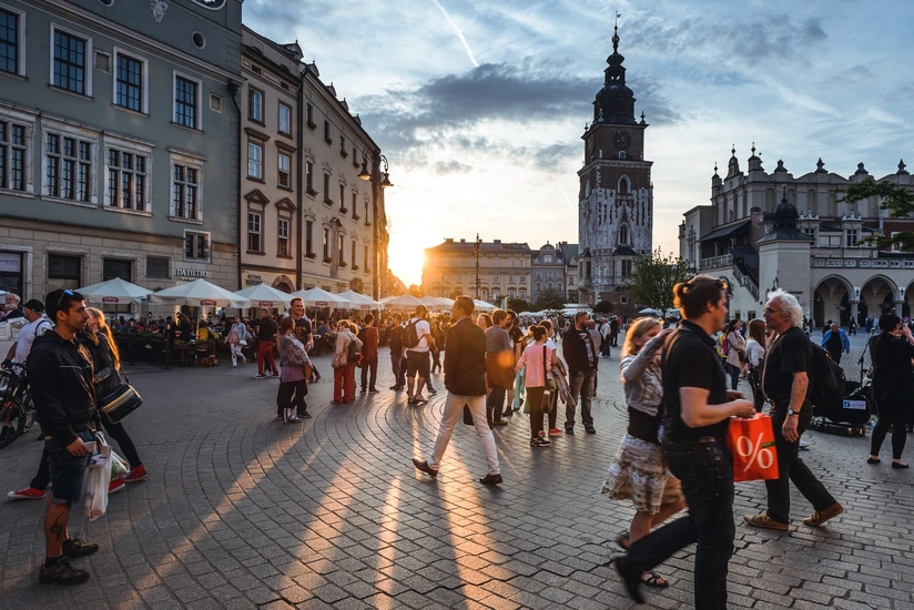 When will international tourism recover from COVID pandemic?