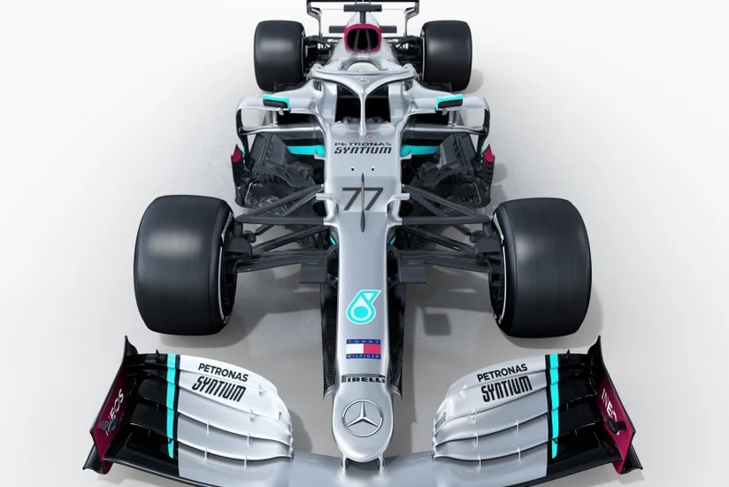 Formula 1: Mercedes yeni bolidinin görüntülərini yaydı - FOTOLAR