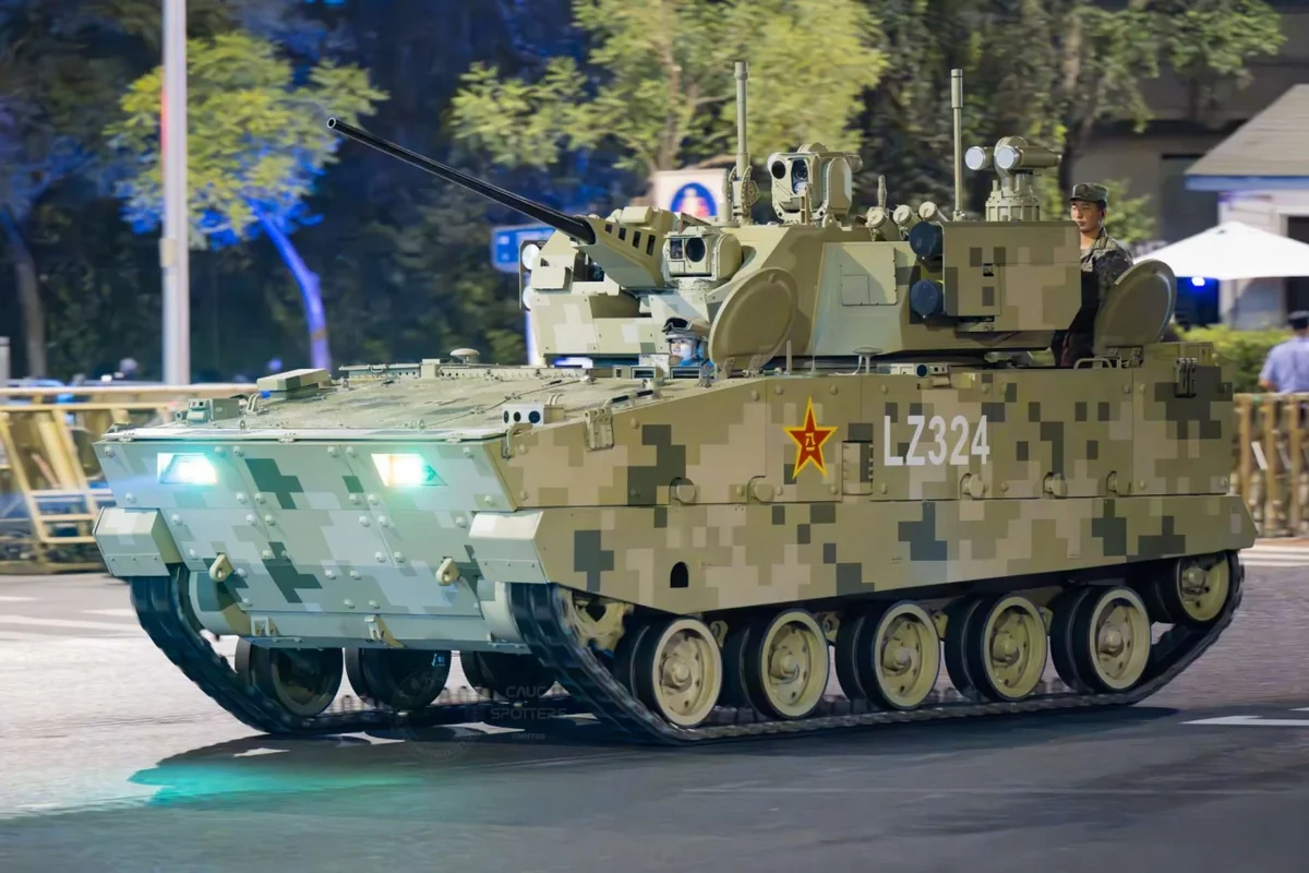 Çin ordusu hərbi paradda yeni nəsil silah və texnikasını nümayiş etdirəcək