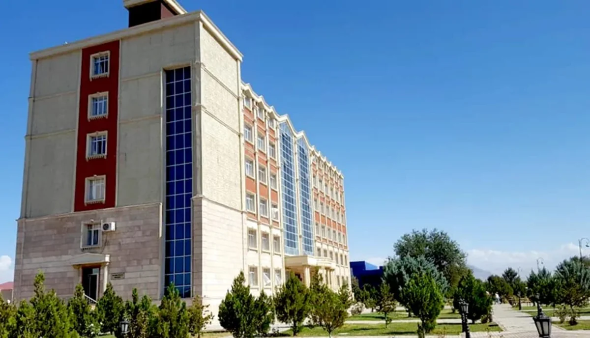 Naxçıvan şəhər poliklinikasının baş həkimi işdən çıxarılıb