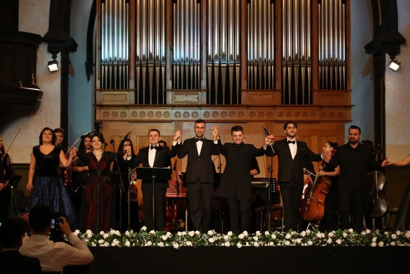II Azərbaycan Beynəlxalq Vokalçılar Festivalının ilk günü Barokko musiqi axşamı ilə başa çatıb