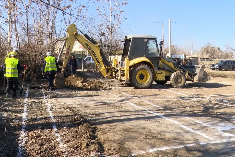 Ağcabədi, Beyləqan, Füzuli və Cəbrayılda düşmənin dağıtdığı evlər bərpa edilir