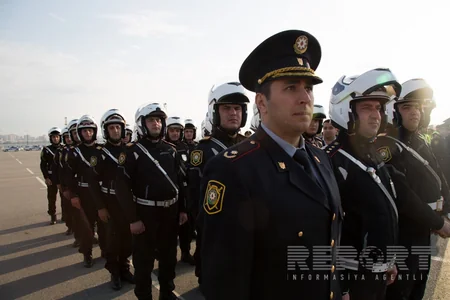 BŞBPİ-nin rəisi Mirqafar Seyidov yol polislərininin sıra baxışını keçirib - FOTO