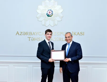 Təhsil naziri olimpiada qalibləri ilə görüşüb