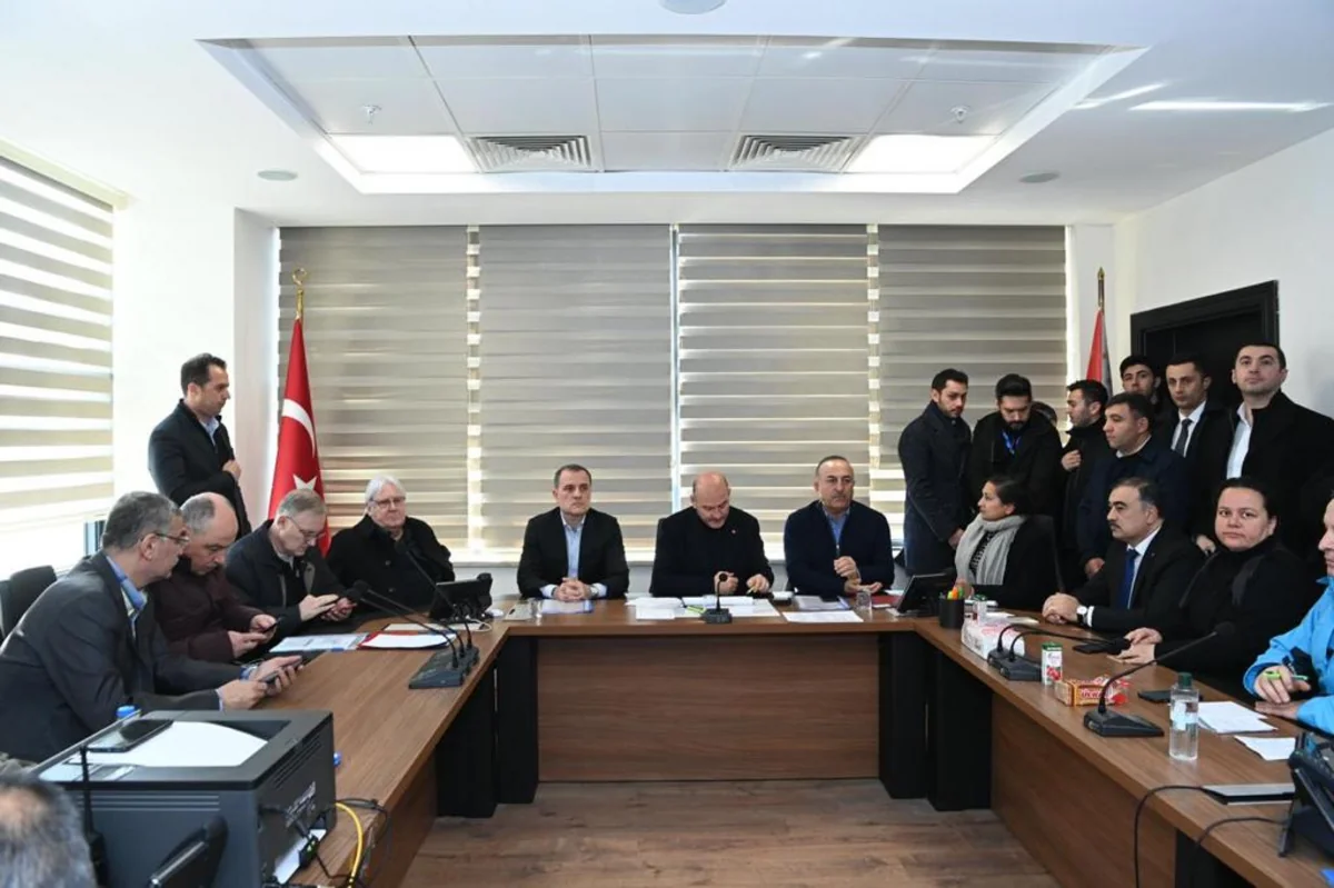 Ceyhun Bayramov Kahramanmaraşda AFAD-ın Kriz Mərkəzini ziyarət edib