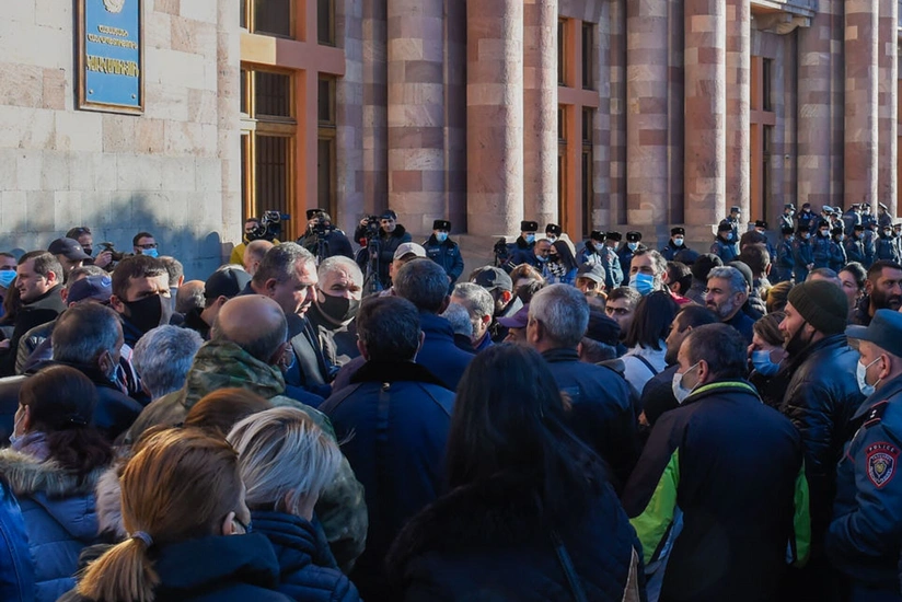 Parents of missing servicemen holding protest in Yerevan